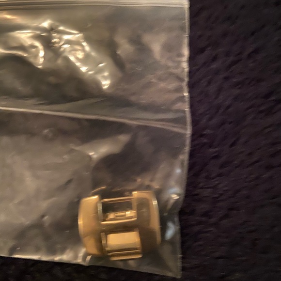 Gold tone and shell ‘Michael Kors’ bracelet watch - Picture 8 of 8